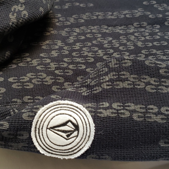 Volcom Women's Sherpa Lined Hoodie Black Size Small - Picture 5 of 5